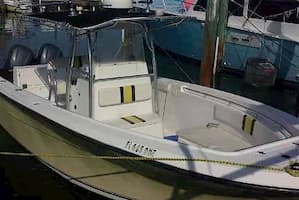 Center Console Fishing Boat in Key Largo