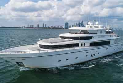 Mega Yacht Jupiter