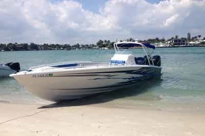 Motorboat in Hallandale Beach for 4th of July