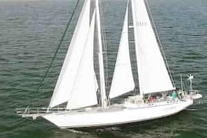 Romantic Sailing Boat ride for couples in California