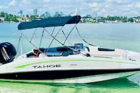 Speedboat in Florida for Independence Day