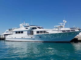 Luxury Yacht Chicago