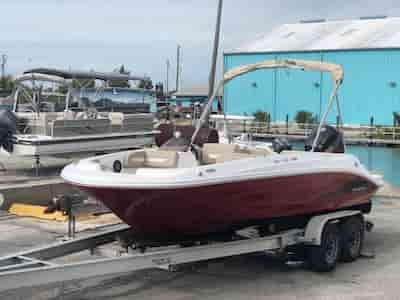 Motorboat in Hallandale Beach 