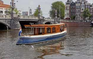 Cruise Boat Amsterdam 1