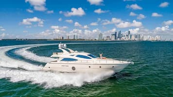 Luxury Motorboat Florida